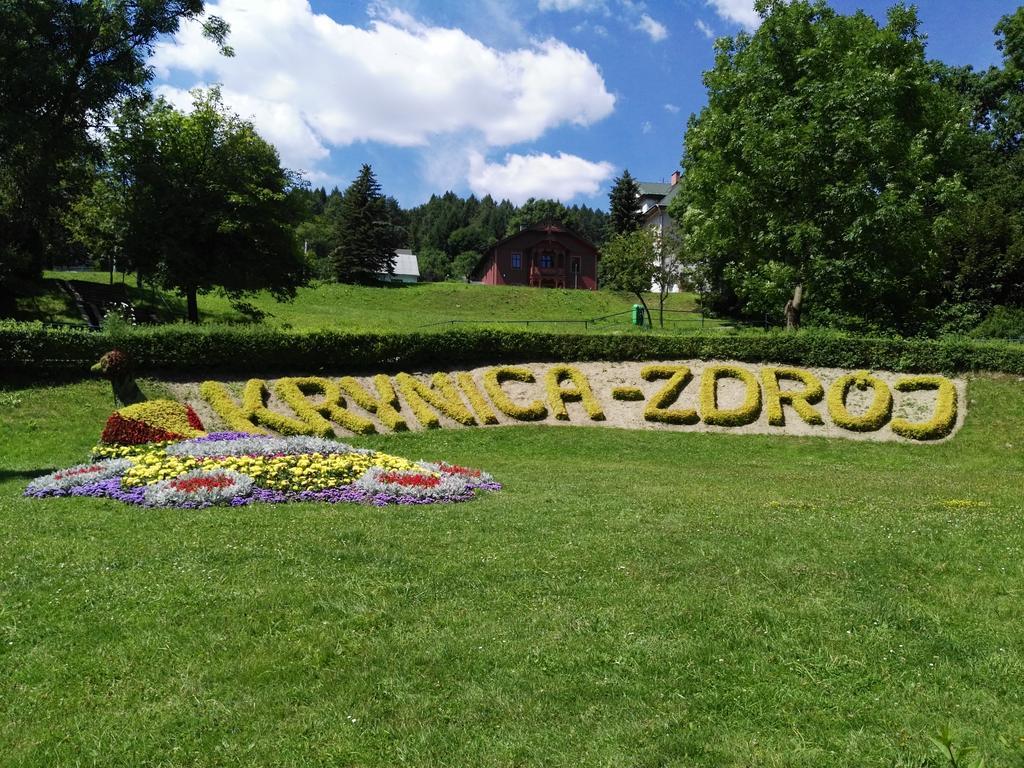 Kraszewskiego 35 *